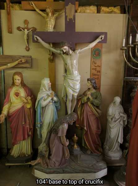 Crucifixion-Scene-Statues-2