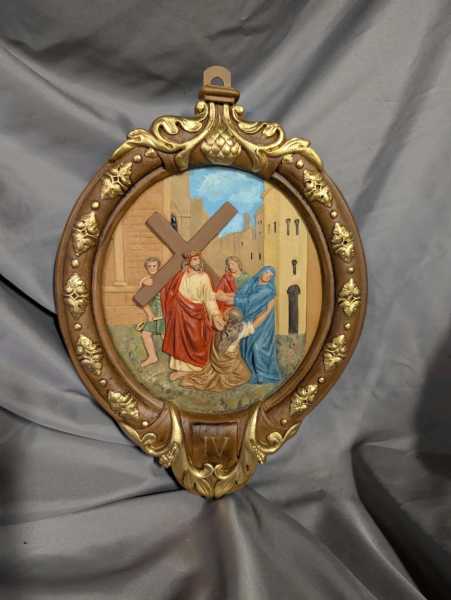 4-Jesus-Meets-His-Mother